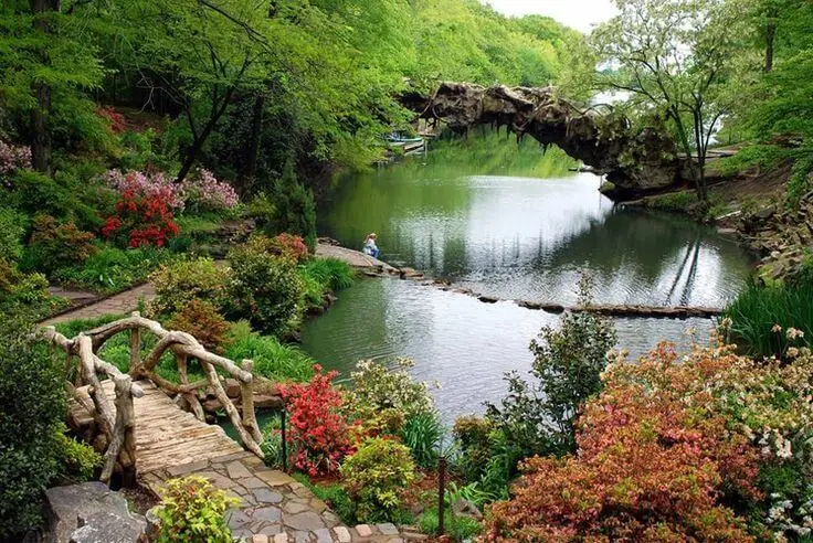 Beautiful scenic landscapes in Northwest Arkansas from Chicago