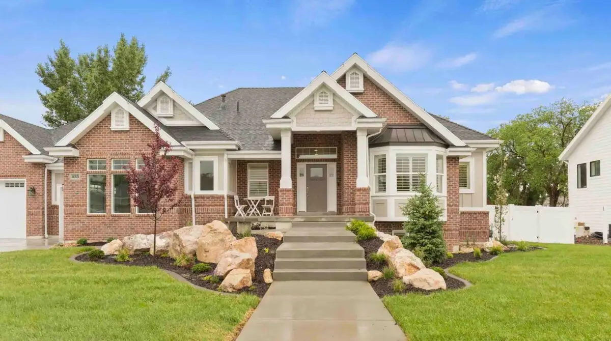 Brick and stone home architecture in Northwest Arkansas