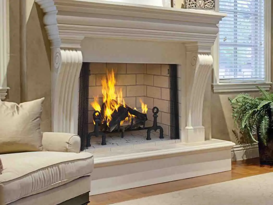 Unique home with fireplace in Northwest Arkansas