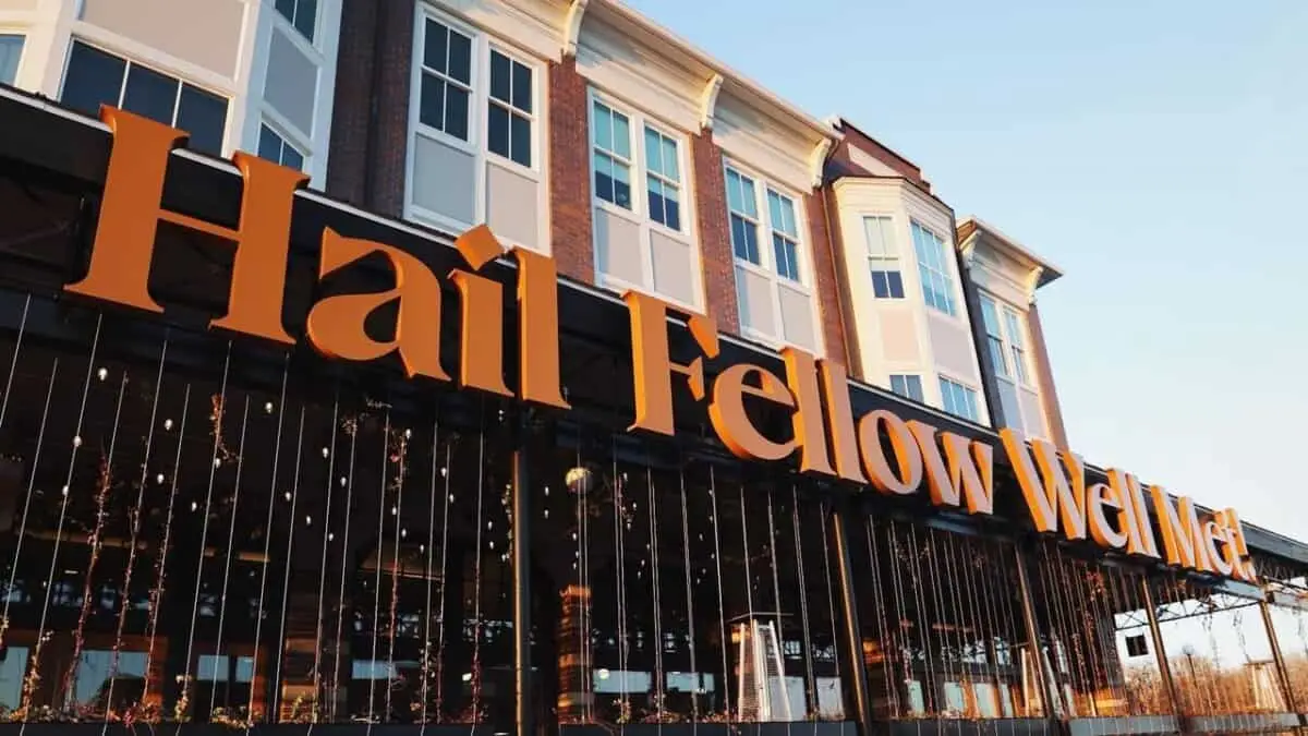 Hail Fellow Well Met fine dining in Fayetteville Arkansas