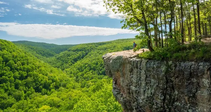 Mountain scenery and outdoor tourism in Northwest Arkansas